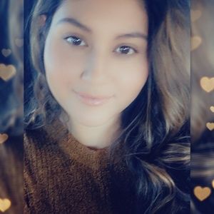 Meet your Posher, Stephany